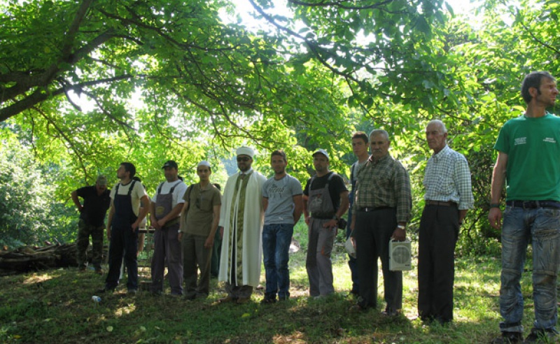  KÖRESTEN’DE MAHYA 