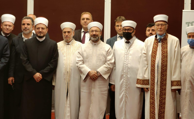 FAZİLETLİ MÜFTÜMÜZ CAMİLER VE DİN GÖREVLİLERİ HAFTASI ETKİNLİĞİNE KATILDI