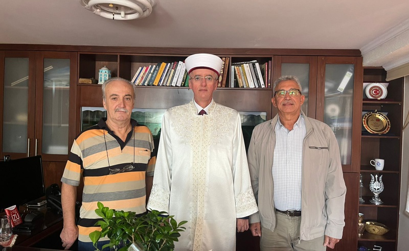 İSKEÇE AHİRİYAN CAMİİ MÜTEVELLİLERİ FAZİLETLİ MÜFTÜMÜZE ZİYARET GERÇEKLEŞTİRDİLER