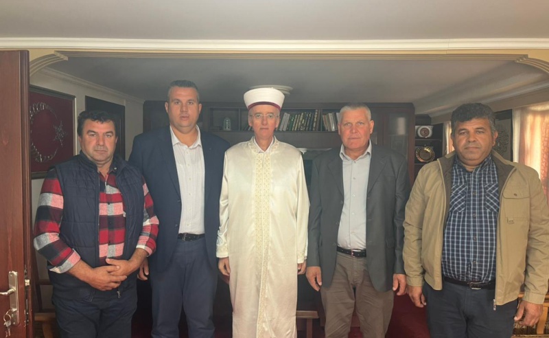 ZEYNELLİ MÜTEVELLİ HEYETİ MÜFTÜMÜZ MUSTAFA TRAMPA’YA ZİYARET GERÇEKLEŞTİRDİ