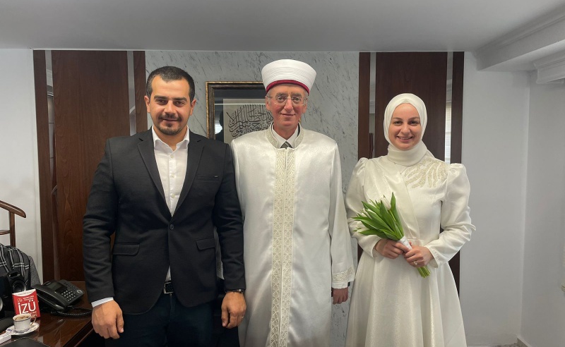 MÜFTÜMÜZ DİN GÖREVLİSİ SELİN SEBAHATTİNOĞLU’NUN NİKAHINI KIYDI