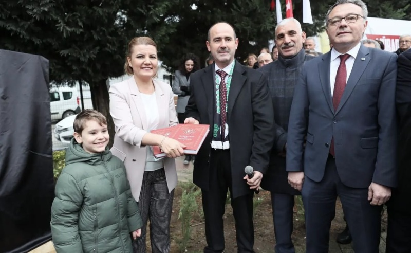 29 OCAK MİLLİ DİRENİŞ GÜNÜ ETKİNLİKLERİ KAPSAMINDA İZMİT’TE MERHUM MÜFTÜMÜZ AHMET METE’NİN ANISINA İNŞA EDİLEN HAYRATIN AÇILIŞI YAPILDI