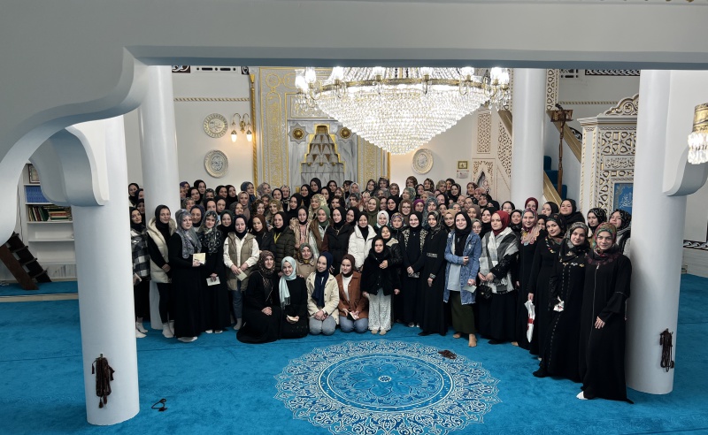 GENÇ MÜFTÜLÜK KIZ EKİPLERİ BERAT KANDİLİ’NDE ŞAHİN AŞAĞI MAHALLE CAMİİ’NDE BULUŞTU