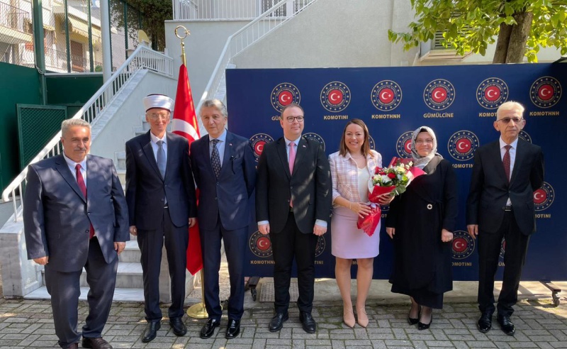 MÜFTÜMÜZ TRAMPA GÜMÜLCİNE BAŞKONSOLOSLUĞU’NDAKİ BAYRAMLAŞMAYA KATILDI