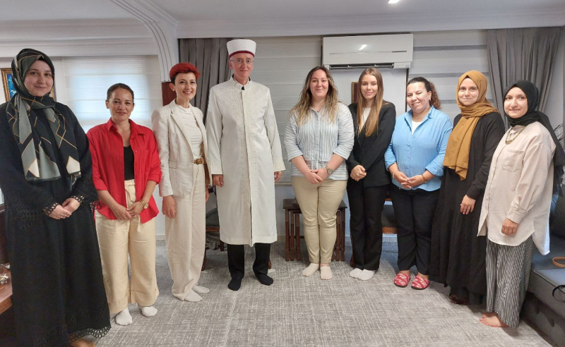 B.T.A.Y.T.D. KADINLAR KOLU MÜFTÜMÜZ TRAMPA’YA ZİYARET GERÇEKLEŞTİRDİ