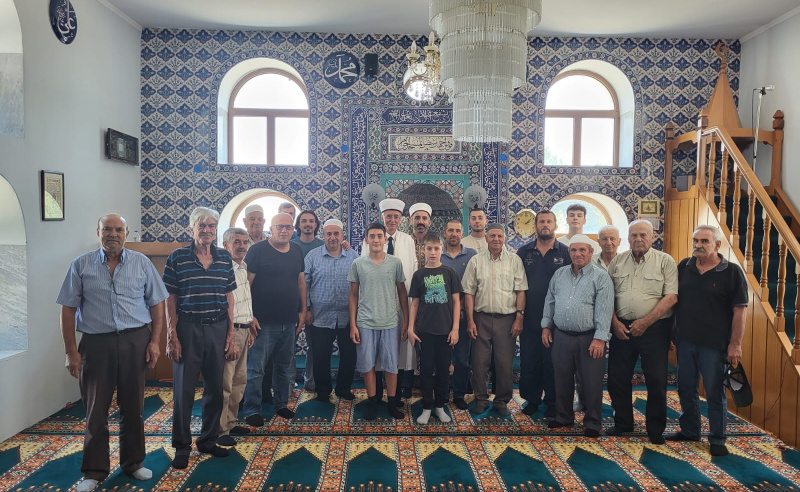 MÜFTÜMÜZ TRAMPA CUMA NAMAZINI YELKENCİLER KÖYÜ CAMİİ’NDE EDA ETTİ