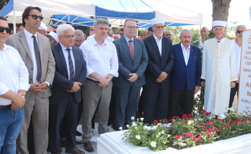 MÜFTÜ METE VEFATININ BİRİNCİ YIL DÖNÜMÜNDE ANILDI