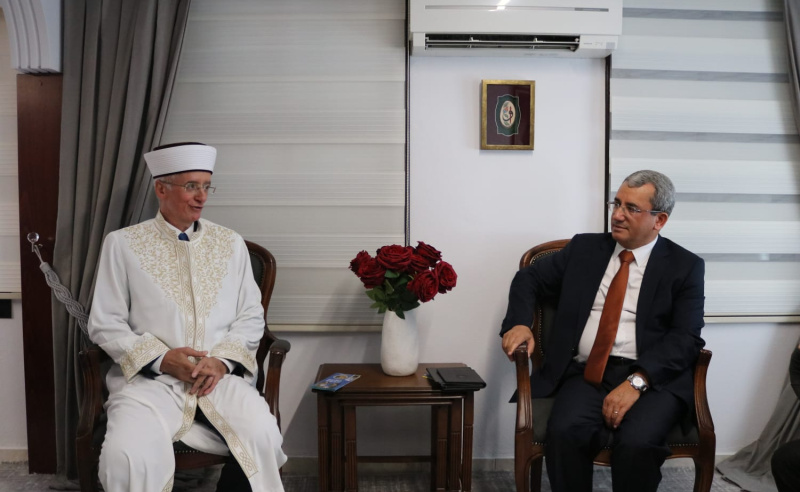 T.C. DIŞİŞLERİ BAKAN YARDIMCISI VE BERABERİNDEKİ HEYET MÜFTÜMÜZ TRAMPA’YA ZİYARET GERÇEKLEŞTİRDİ