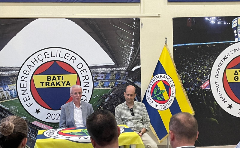 MÜFTÜMÜZ TRAMPA BATI TRAKYA FENERBAHÇELILER DERNEĞI’NİN BILGILENDIRME TOPLANTISINA KATILDI