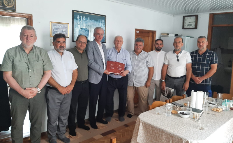 ULU ÇINAR HAFIZ HİLMİ ALİHOCA’YA VEFA ZİYARETİ