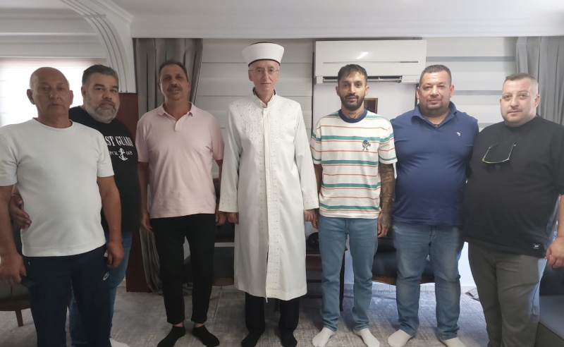 SELANİK A.O. THRAKİS FUTBOL KULÜBÜ BAŞKANI VE YÖNETİM KURULU ÜYELERİ MÜFTÜMÜZÜ ZİYARET ETTİ
