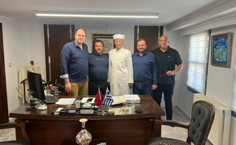 İSKEÇE BELEDİYESİ TSEPELİS LİSTESİ AZINLIK AZA ADAYLARINDAN MÜFTÜMÜZE ZİYARET