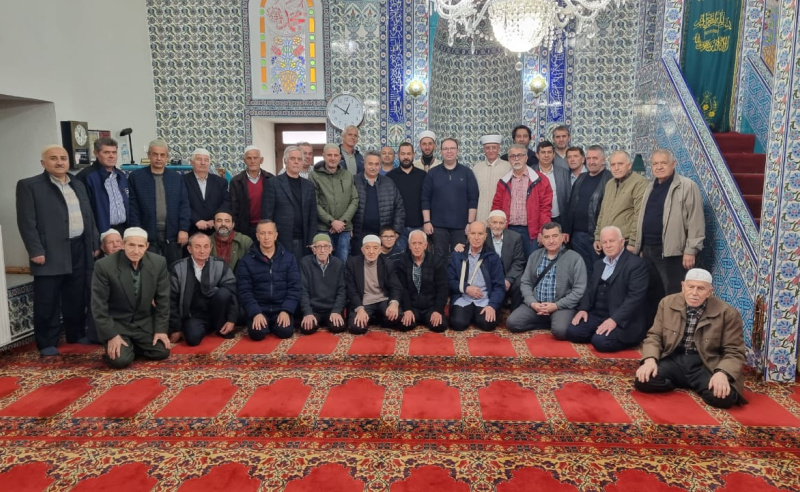 CUMA NAMAZI ÇINAR CAMİİNDE EDA EDİLDİ