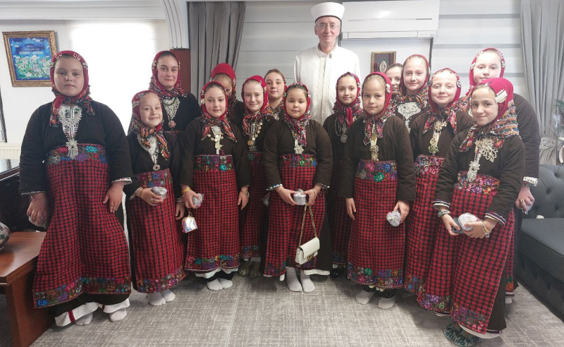 ÇOCUK MÜFTÜLÜK MUSTAFÇOVA EKİBİNİN ZİYARETİ